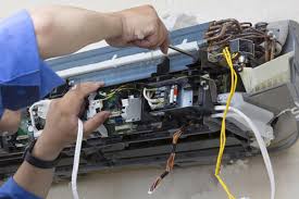 Proses cuci AC indoor untuk udara lebih bersih dan sejuk